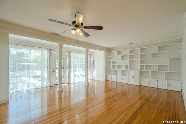 Image 14 of 57 For 227 Devonshire Dr