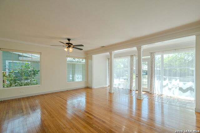 Image 15 of 57 For 227 Devonshire Dr