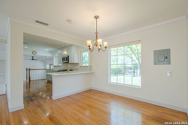 Image 17 of 57 For 227 Devonshire Dr