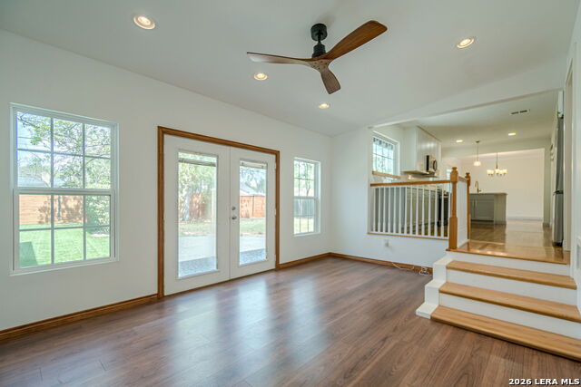 Image 33 of 57 For 227 Devonshire Dr