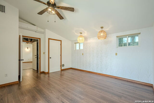 Image 43 of 57 For 227 Devonshire Dr