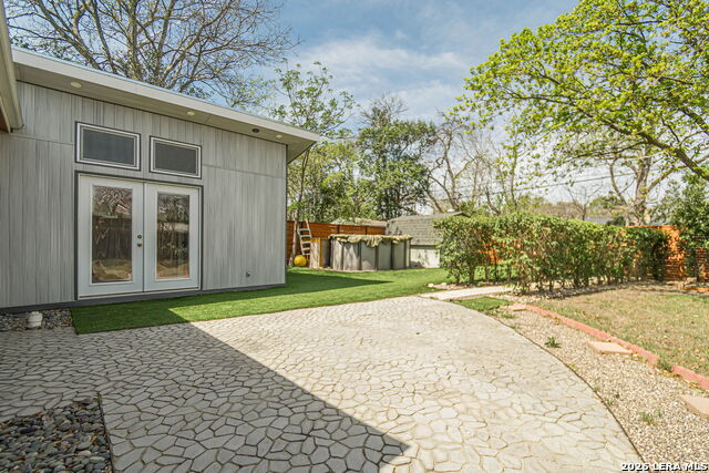 Image 51 of 57 For 227 Devonshire Dr