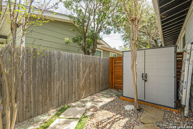 Image 53 of 57 For 227 Devonshire Dr