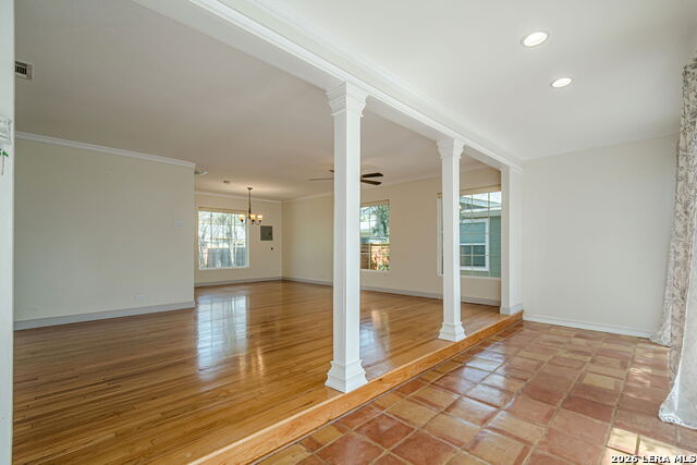 Image 9 of 57 For 227 Devonshire Dr