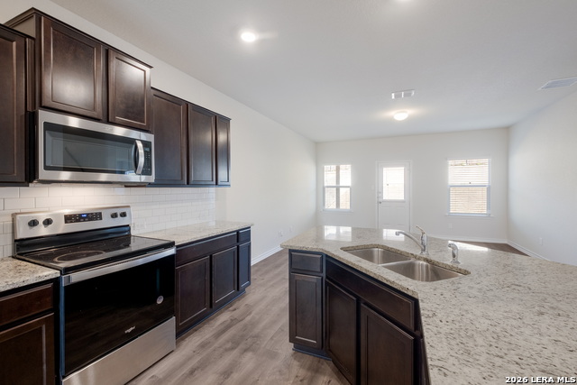 Image 3 of 15 For 2926 Wentwood