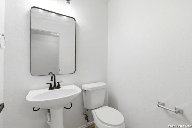 Image 6 of 24 For 6611 Walnut Valley