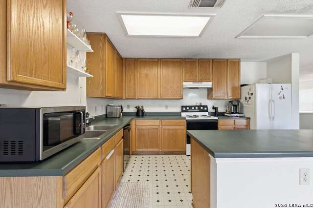 Image 12 of 24 For 10818 Winter