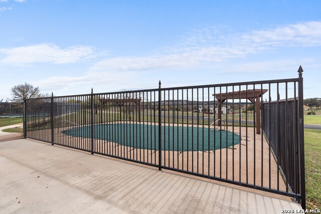 Listing photo id 45 for 221 Cypress Estates