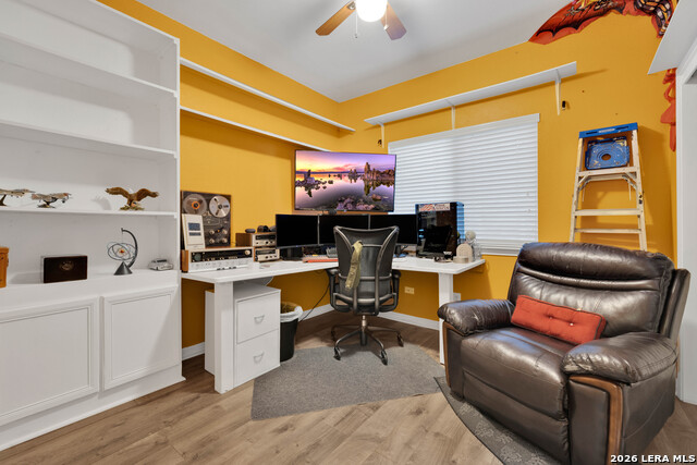 Image 20 of 40 For 9215 Tay Dr  