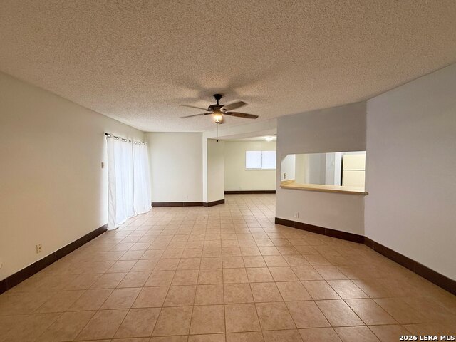 Image 12 of 26 For 7303 Roveen  