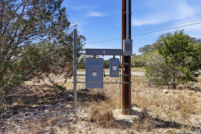 Image 9 of 26 For 748 Bear Springs Trails