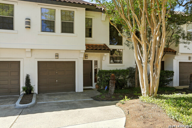 Image 2 of 28 For 208 Grandview  Apt 2