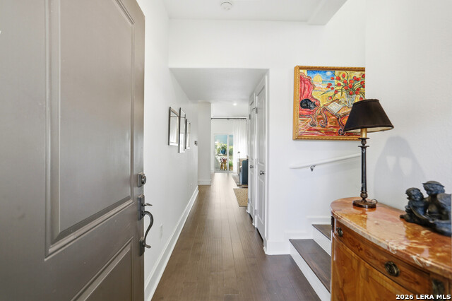 Image 5 of 28 For 208 Grandview  Apt 2