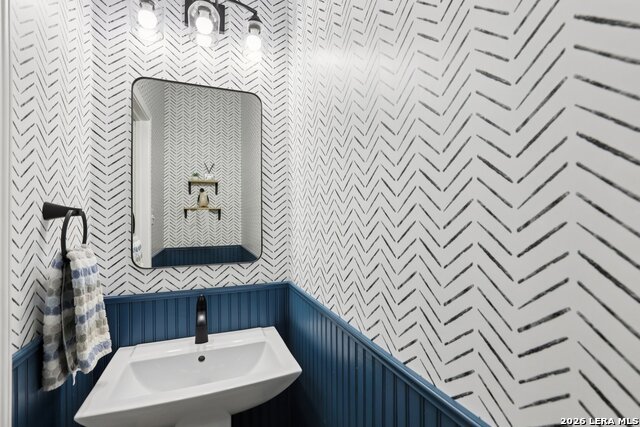 Listing photo id 23 for 609 Oakmont Way