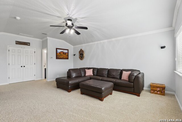 Listing photo id 36 for 609 Oakmont Way