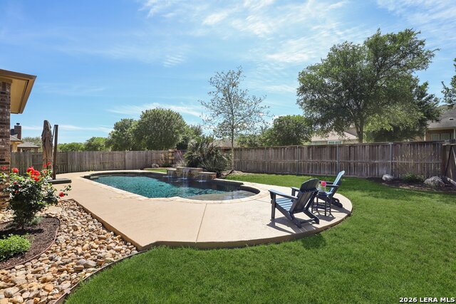 Listing photo id 46 for 609 Oakmont Way