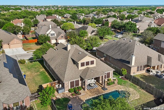 Listing photo id 49 for 609 Oakmont Way