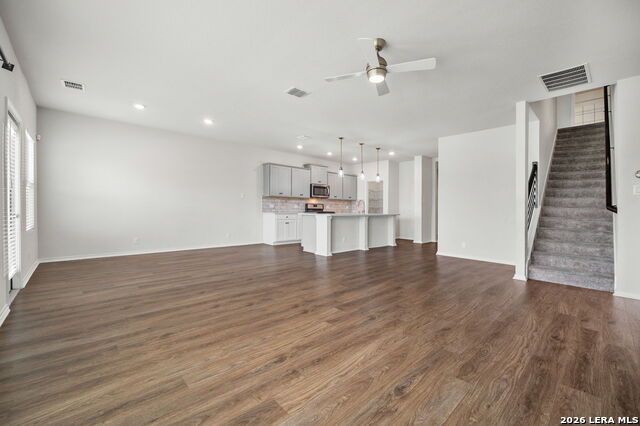 Image 16 of 47 For 6930 Stipe Ln