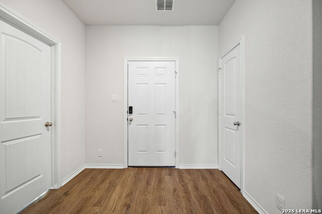 Image 5 of 47 For 6930 Stipe Ln