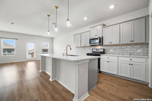 Image 8 of 47 For 6930 Stipe Ln