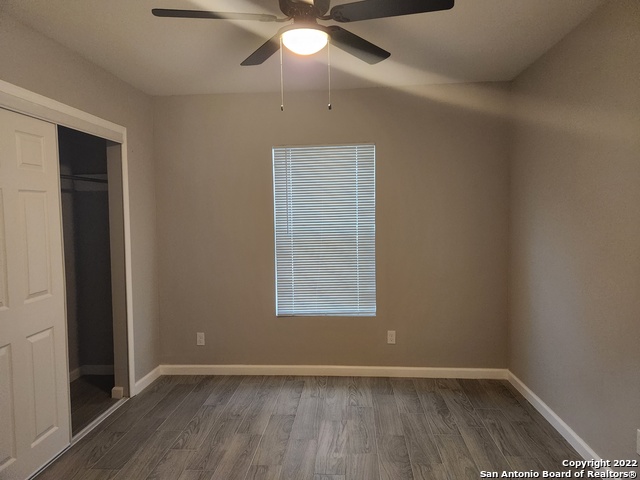 Image 7 of 9 For 302 Kenmar  