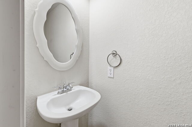 Image 18 of 50 For 13202 Palatine Hill