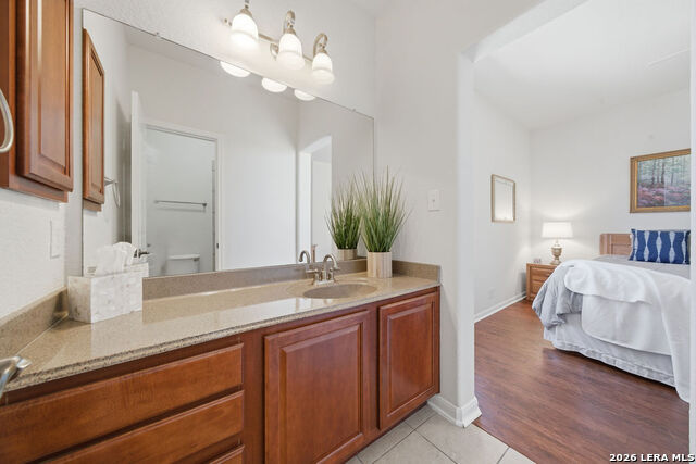 Image 34 of 64 For 3923 Forsythia