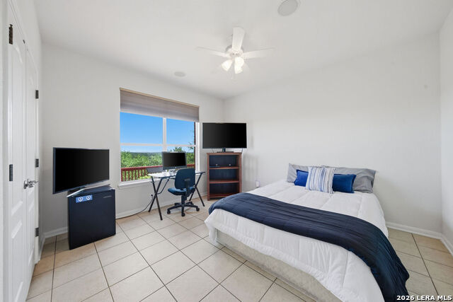 Image 40 of 64 For 3923 Forsythia