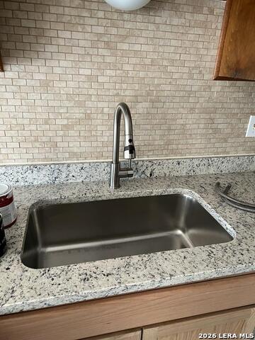 Image 4 of 9 For 5562 Rangeland