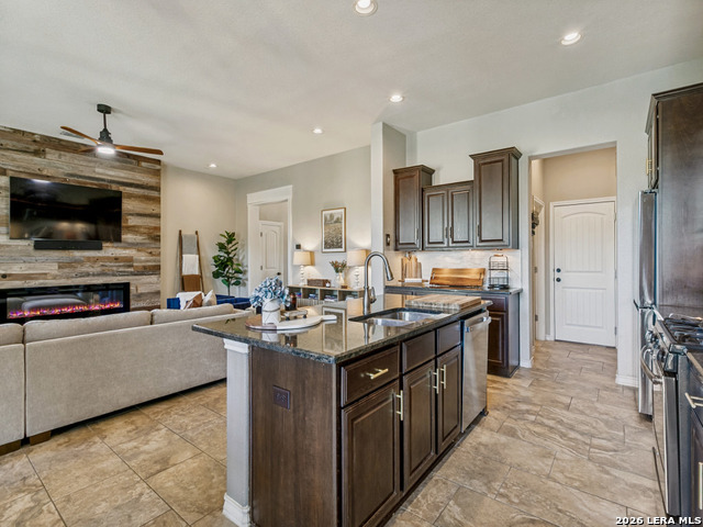 Image 11 of 16 For 28218 Willis Ranch