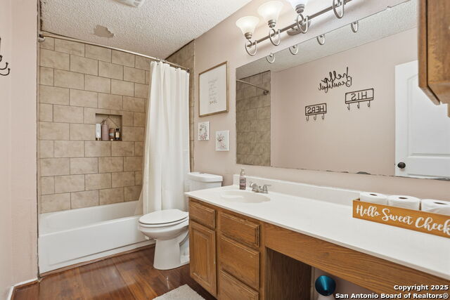 Image 16 of 19 For 8741 Serene Ridge