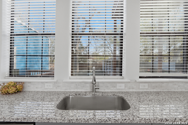 Image 14 of 33 For 131 Rehmann  