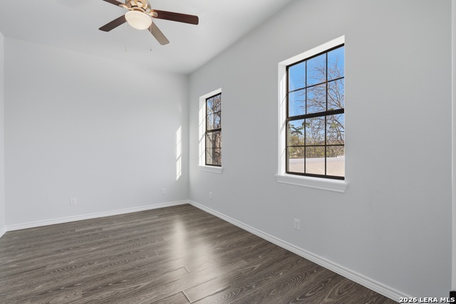 Image 19 of 33 For 131 Rehmann  