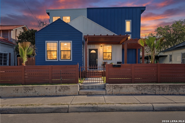 Image 3 of 33 For 131 Rehmann  