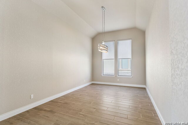 Image 13 of 27 For 543 Orchard  