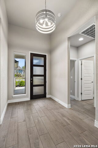 Image 5 of 27 For 543 Orchard  