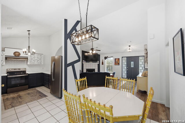 Image 11 of 49 For 3400 Lakeview