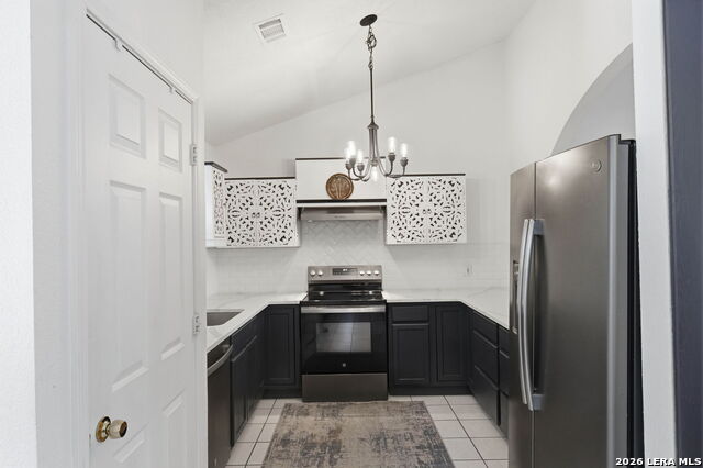 Image 12 of 49 For 3400 Lakeview