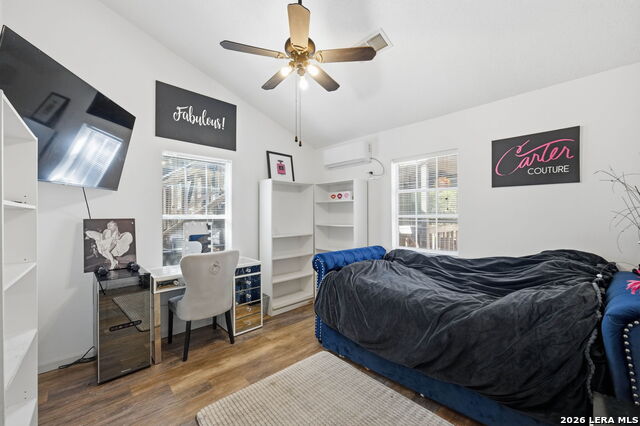 Image 16 of 49 For 3400 Lakeview