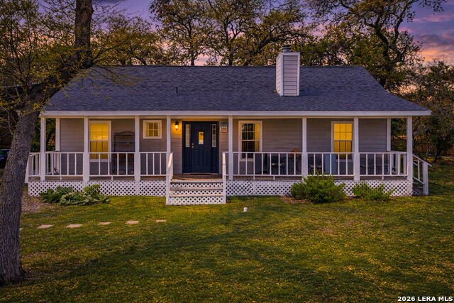 Image 2 of 49 For 3400 Lakeview