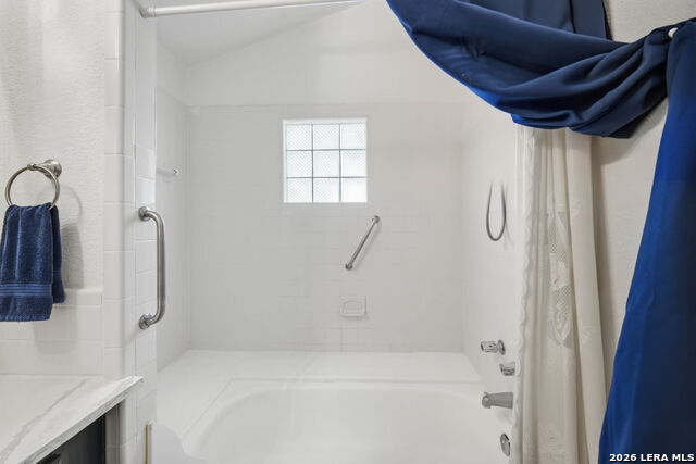 Image 25 of 49 For 3400 Lakeview