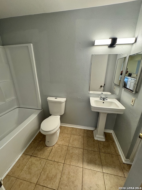 Image 18 of 23 For 4949 Hamilton Wolfe  9201