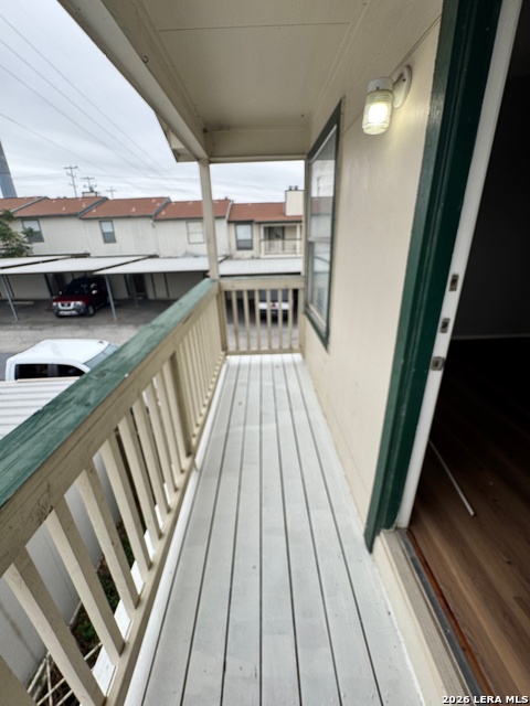 Image 21 of 23 For 4949 Hamilton Wolfe  9201