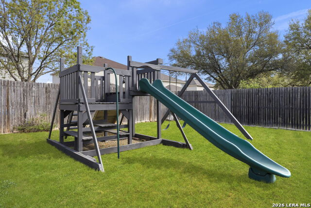 Image 28 of 32 For 4039 Angel Trumpet