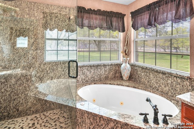 Listing photo id 31 for 2112 Eichman Rd