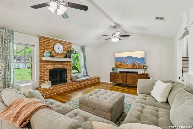 Image 11 of 37 For 15719 Blue Creek St