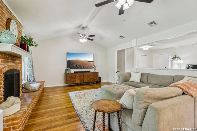 Image 12 of 37 For 15719 Blue Creek St