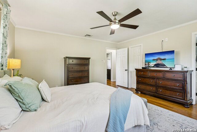 Image 22 of 37 For 15719 Blue Creek St