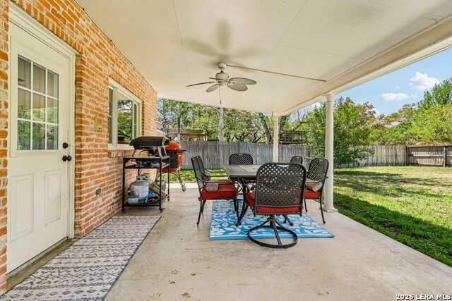 Image 30 of 37 For 15719 Blue Creek St