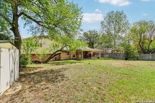 Image 33 of 37 For 15719 Blue Creek St